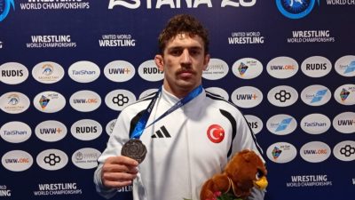 ASTANA (AA) – Kazakistan'da düzenlenen 2026 Dünya Güreş Şampiyonası'nda mücadele