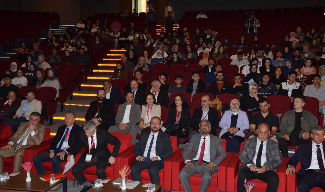 MUŞ (AA) – Muş Alparslan Üniversitesi ev sahipliğinde "Uluslararası Doğu