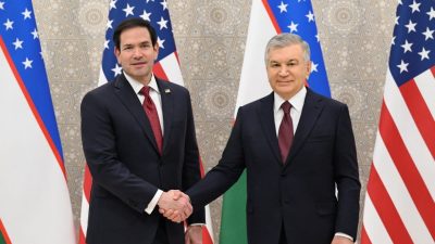 - Semerkant’ta Özbekistan-ABD İş ve Yatırım Konseyi’nin ikinci toplantısında iki