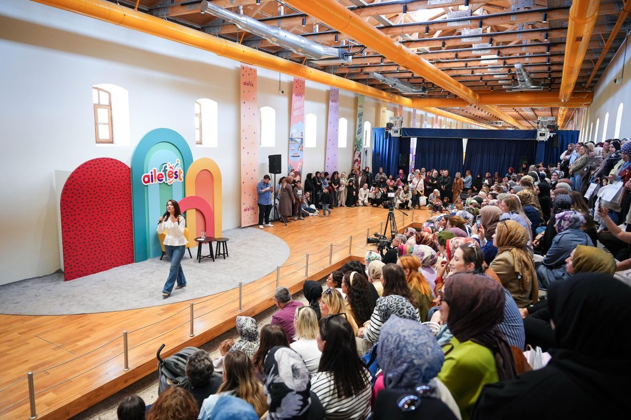 - "Aile ve Nüfus On Yılı" kapsamında düzenlenen AileFest, atölye