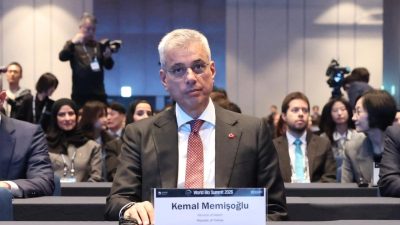 - "Teknolojinin hızı kadar sunduğu imkanlara adil erişim de önemlidir.