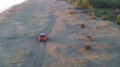 SAMSUN (AA) – Samsun'un Kızılırmak Deltası Kuş Cenneti'nde gökdoğan avlamak