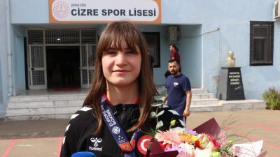ŞIRNAK (AA) – Karadağ'da düzenlenen Yıldızlar Avrupa Boks Şampiyonası'nda bronz