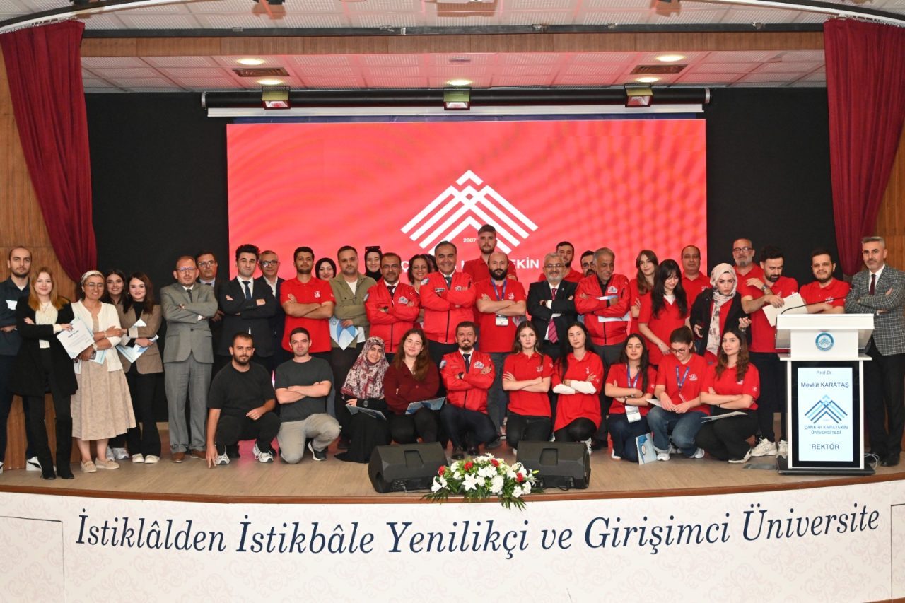 ÇANKIRI (AA) – Çankırı Karatekin Üniversitesinden (ÇAKÜ) TEKNOFEST Güneydoğu'ya katılan