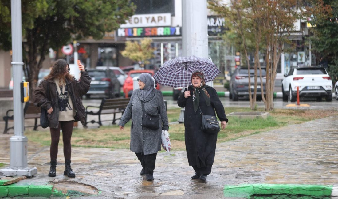 KIRKLARELİ (AA) – Edirne, Kırklareli ve Tekirdağ'da sağanak yaşamı olumsuz