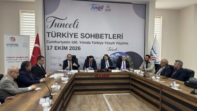 TUNCELİ (AA) – Tunceli'de "Türkiye Sohbetleri" kapsamında "Terörsüz Türkiye'ye Geçiş