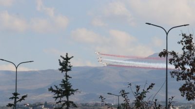 KAYSERİ (AA) – Türk Hava Kuvvetlerinin akrobasi timi Türk Yıldızları,