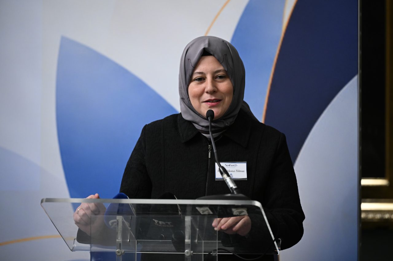 - İlim Yayma Vakfı Mütevelli Heyeti Başkanı Bilal Erdoğan:
- "Bugün
