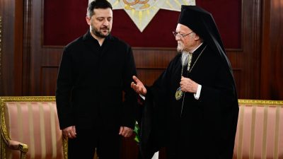 İSTANBUL (AA) – Ukrayna Devlet Başkanı Volodimir Zelenskiy, Fener Rum