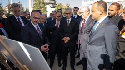 ÇANKIRI (AA) – Ulaştırma ve Altyapı Bakanı Abdulkadir Uraloğlu, Çankırı'da