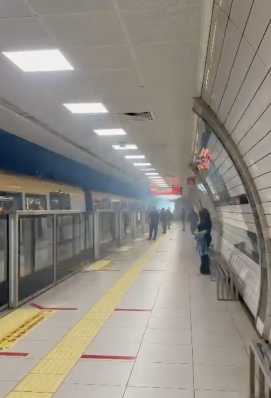 İSTANBUL (AA) – Üsküdar-Sultanbeyli Metro Hattı'ndaki kablolarda meydana gelen patlama