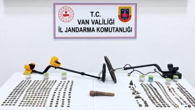 VAN (AA) – Van'ın Çaldıran ilçesinde düzenlenen operasyonda Roma dönemine