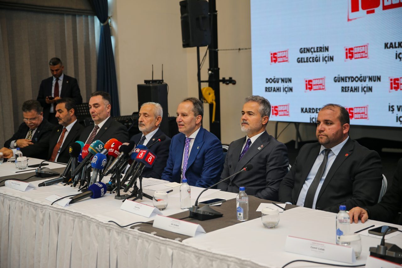 - "(Terörsüz Türkiye) Örgütün bir an önce tasfiyesi, silahların teslim